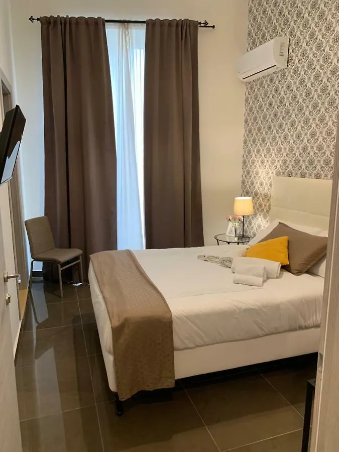 B&B Depretis19 Naples 2*,